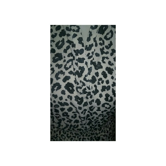 Bar III Women's leopard print shirt dress - Picture 2 of 3